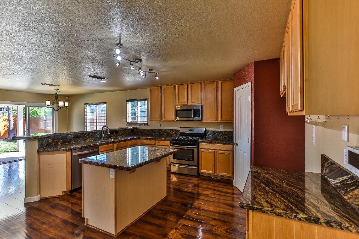 Avocet Way, Lincoln, California image 16