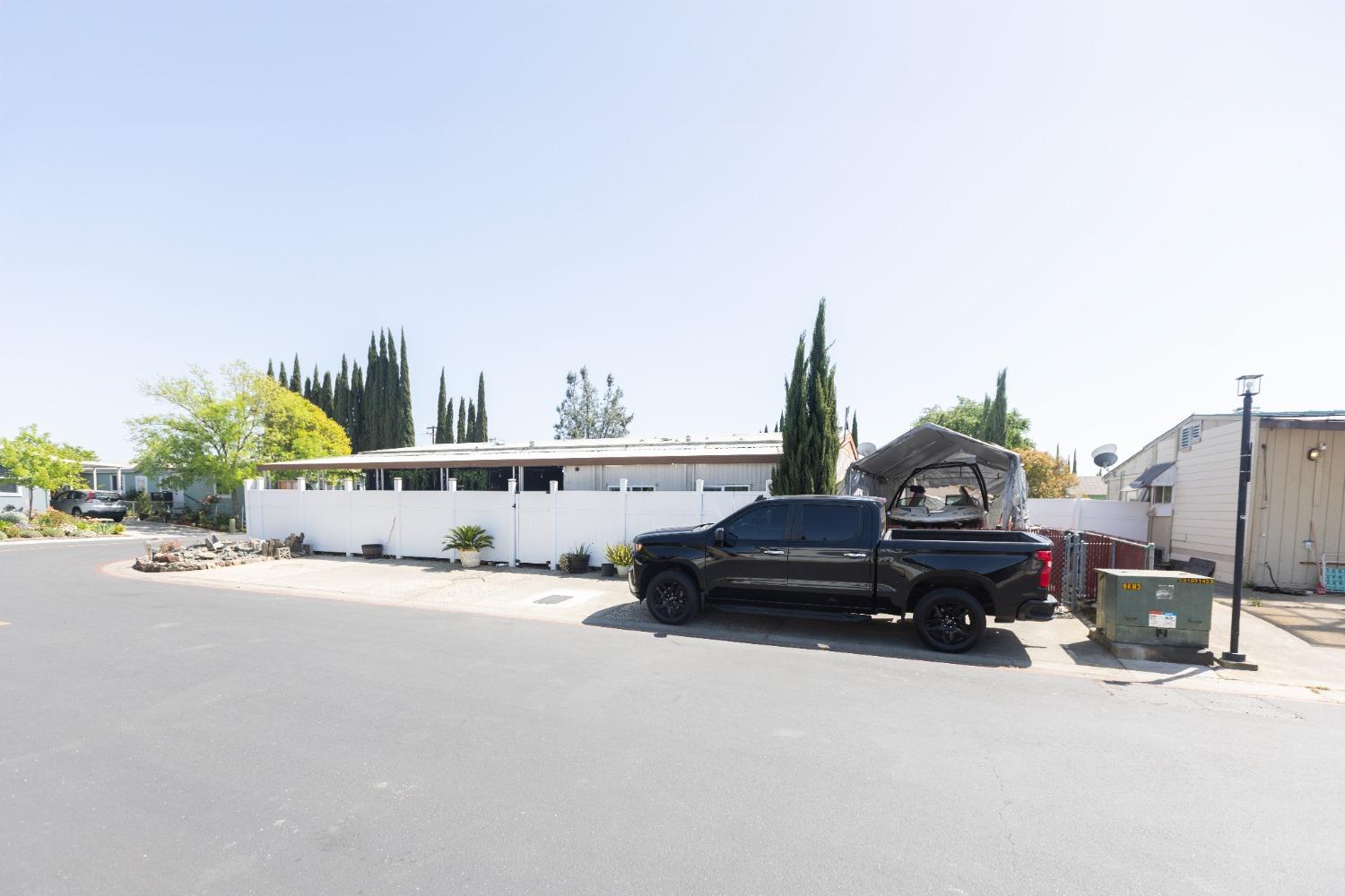 Beauxart Circle, Sacramento, California image 1