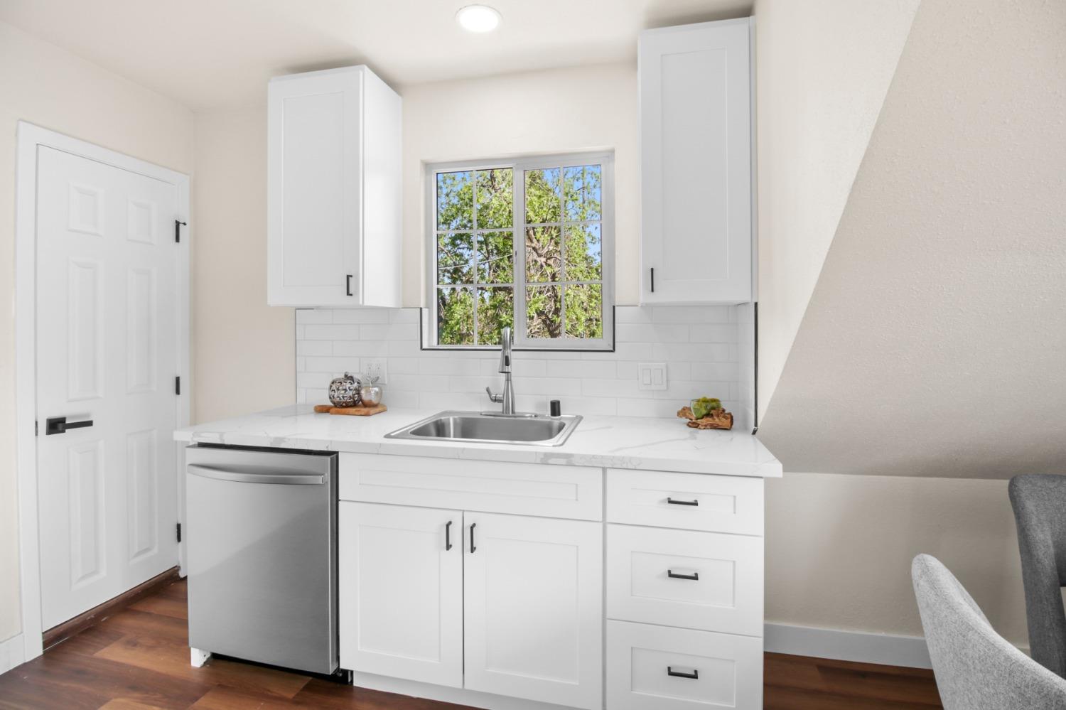 Detail Gallery Image 33 of 41 For 4407 4th Ave, Sacramento,  CA 95817 - – Beds | – Baths