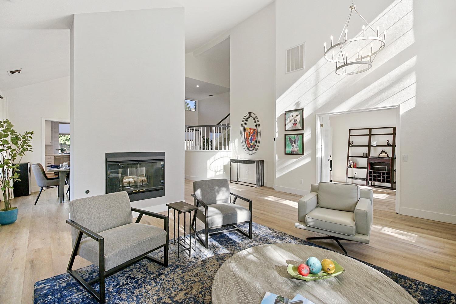 Detail Gallery Image 12 of 53 For 2121 Campton Cir, Gold River,  CA 95670 - 4 Beds | 3 Baths