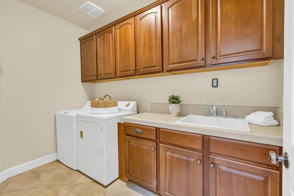 Detail Gallery Image 26 of 82 For 2312 Foster Ct, Woodland,  CA 95776 - 3 Beds | 2/1 Baths