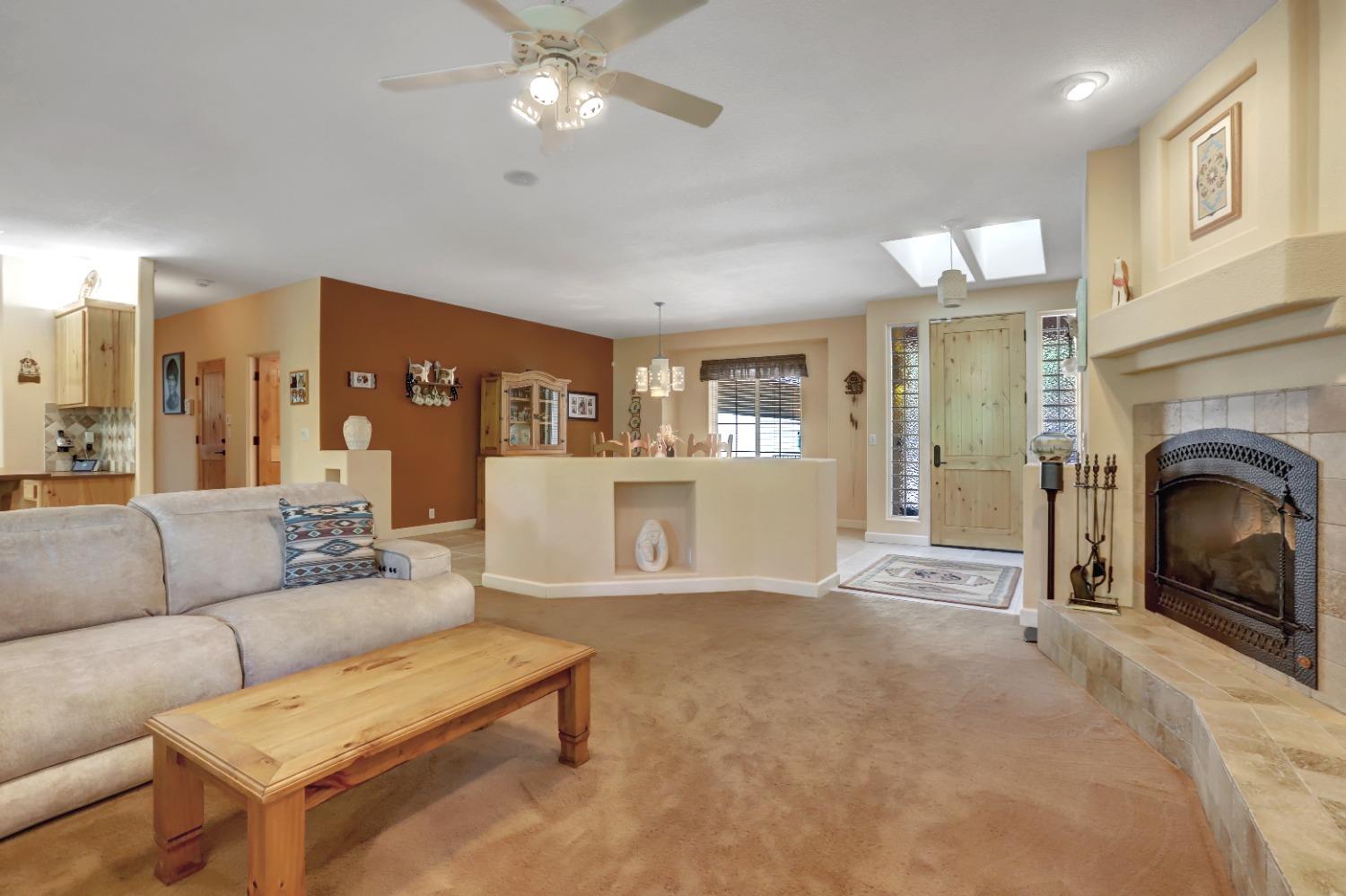 Detail Gallery Image 9 of 98 For 10450 S Ponderosa Way, Rough And Ready,  CA 95975 - 4 Beds | 3/1 Baths
