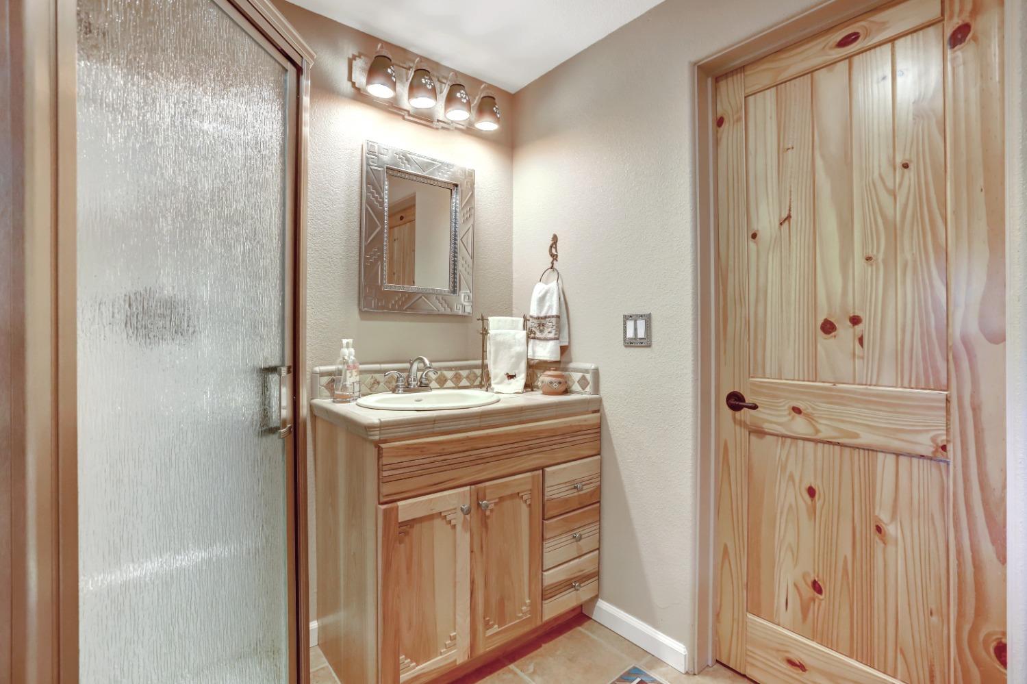 Detail Gallery Image 60 of 98 For 10450 S Ponderosa Way, Rough And Ready,  CA 95975 - 4 Beds | 3/1 Baths