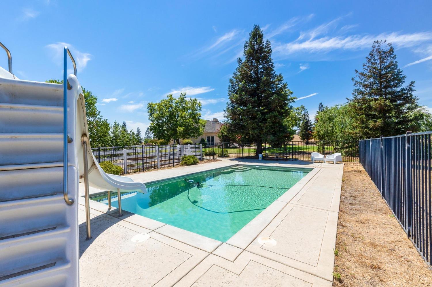 Detail Gallery Image 30 of 47 For 19997 E Liberty Rd, Clements,  CA 95632 - 8 Beds | 6/1 Baths