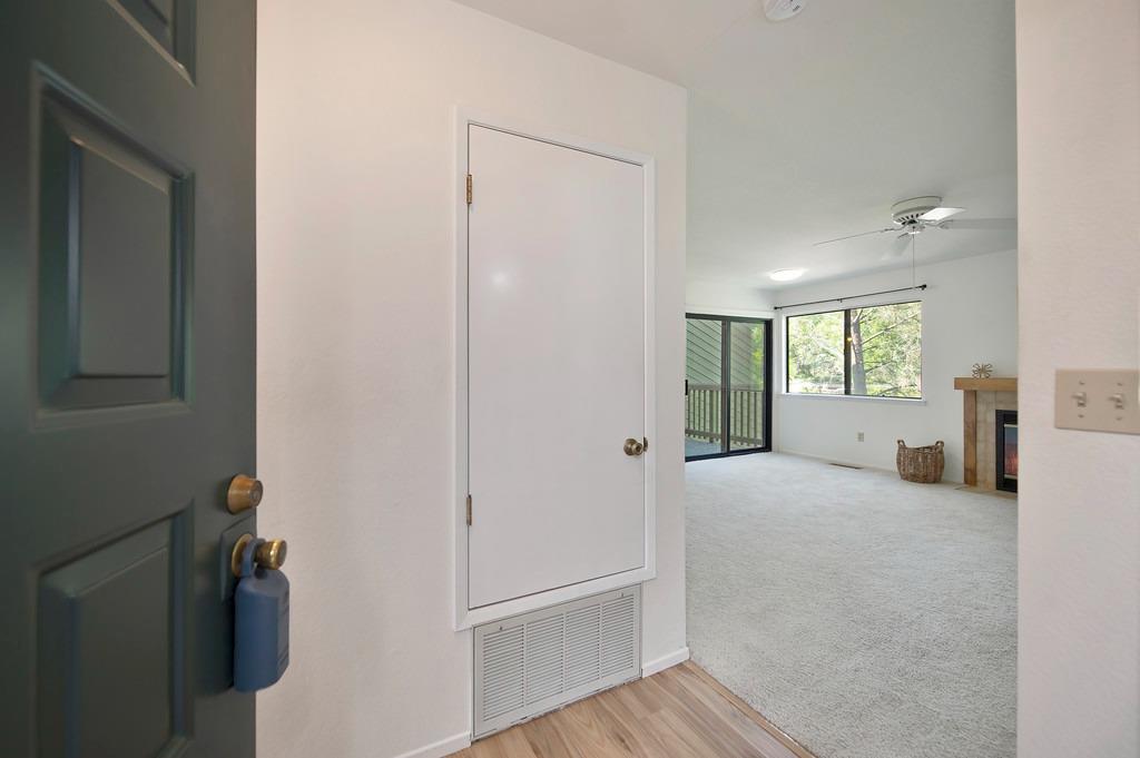 Photo #6: 225050367 Listing: Photo #6