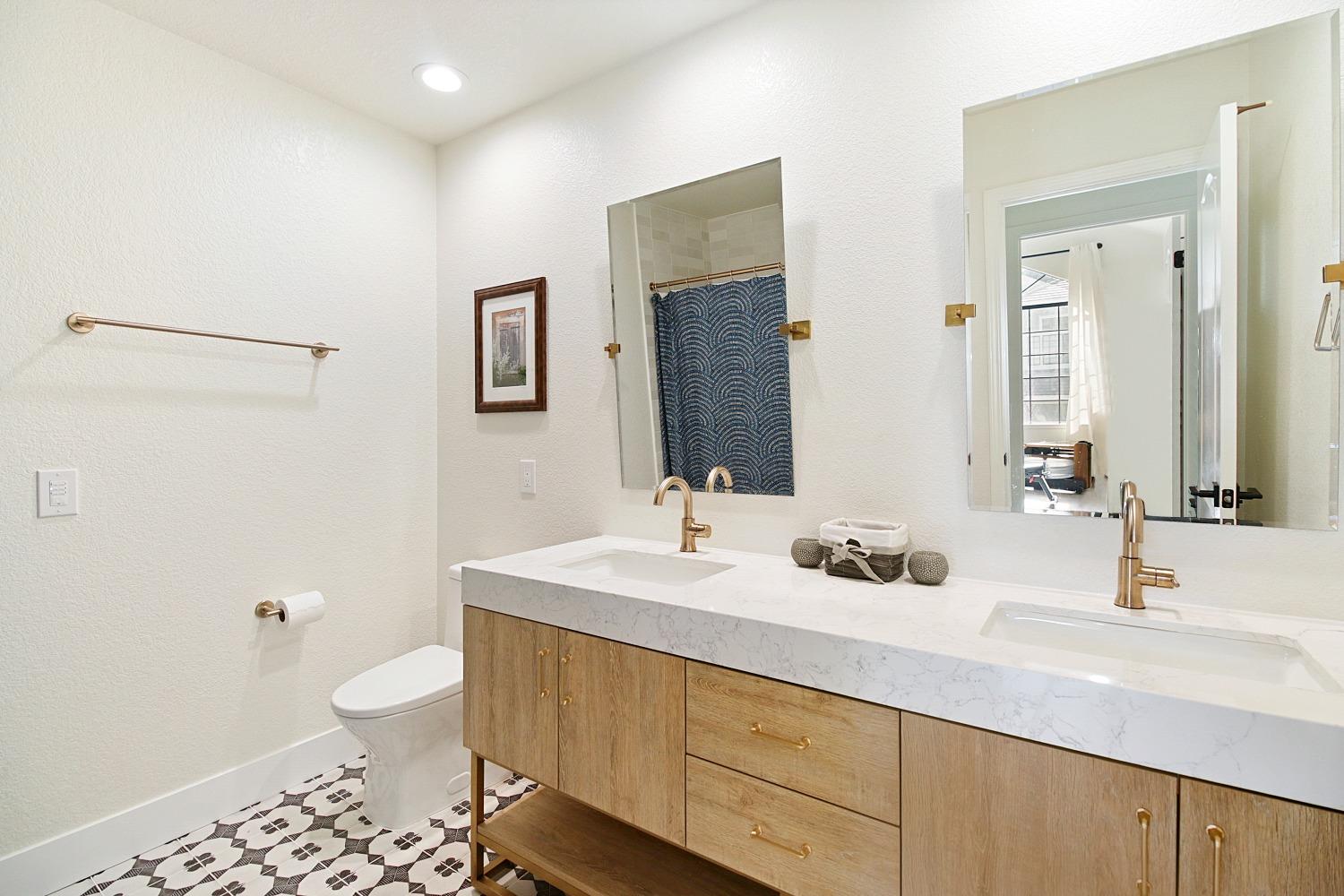 Detail Gallery Image 43 of 53 For 2121 Campton Cir, Gold River,  CA 95670 - 4 Beds | 3 Baths