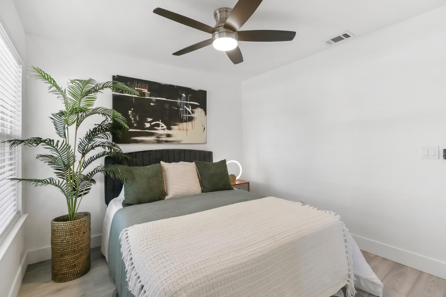 Detail Gallery Image 47 of 59 For 6550 Riverside Blvd, Sacramento,  CA 95831 - 3 Beds | 2 Baths