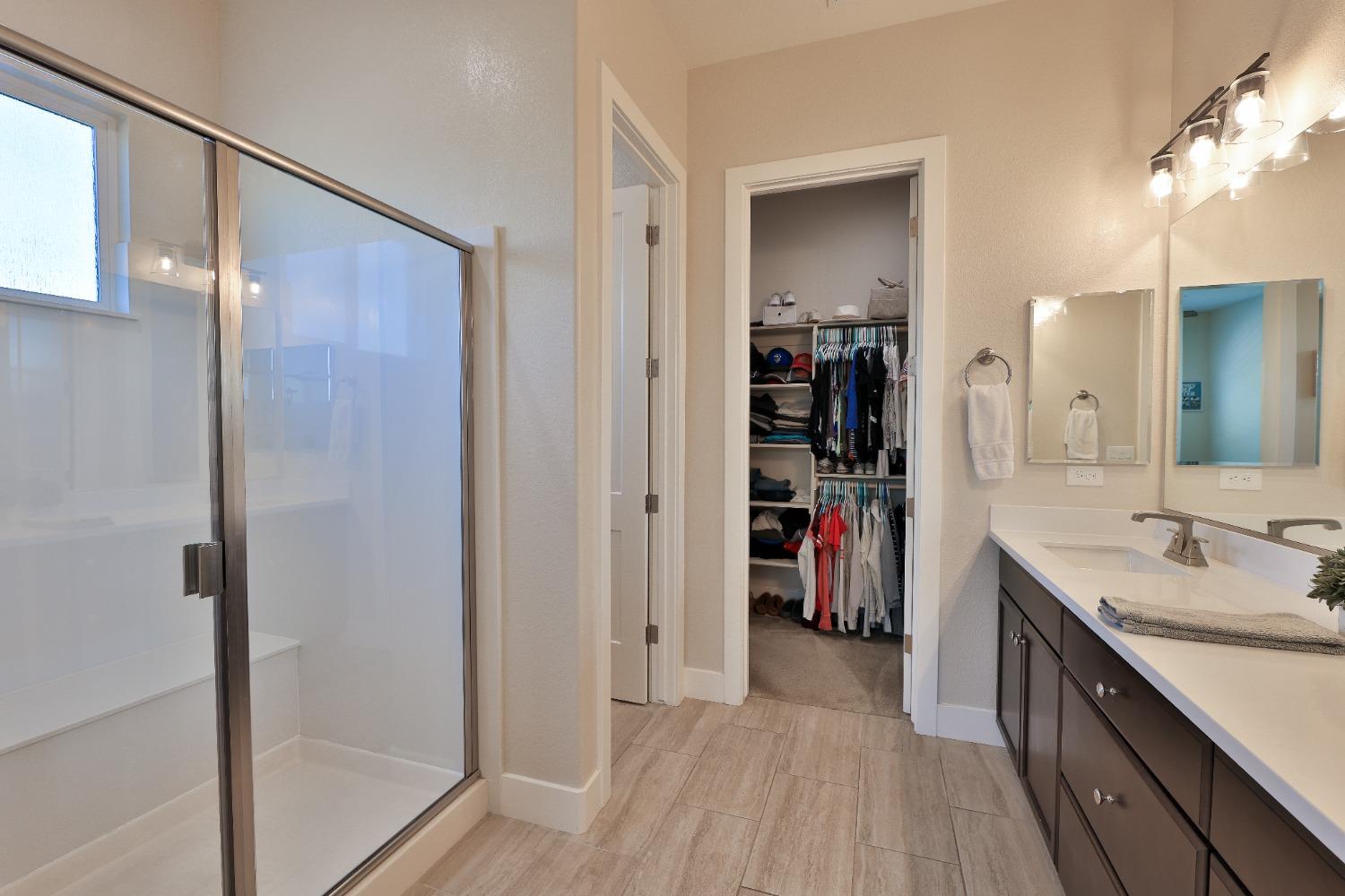Detail Gallery Image 19 of 52 For 2403 Tribeca Ave, Manteca,  CA 95337 - 3 Beds | 3 Baths