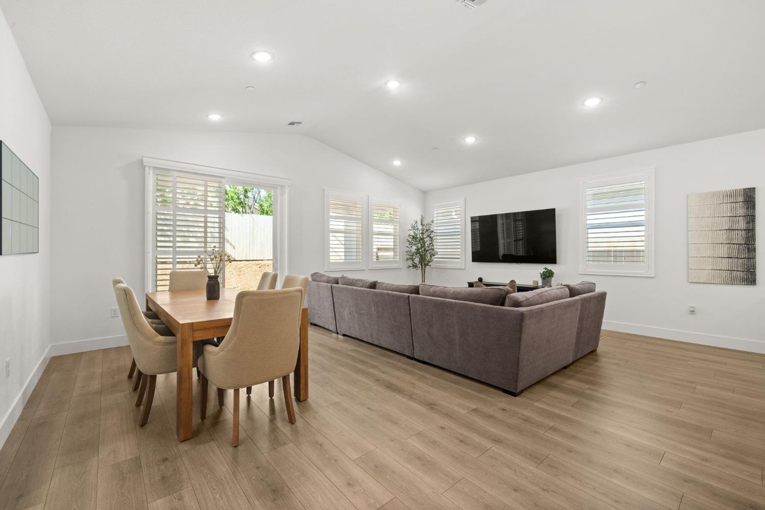 Coal Creek Way, Rancho Cordova, California image 14