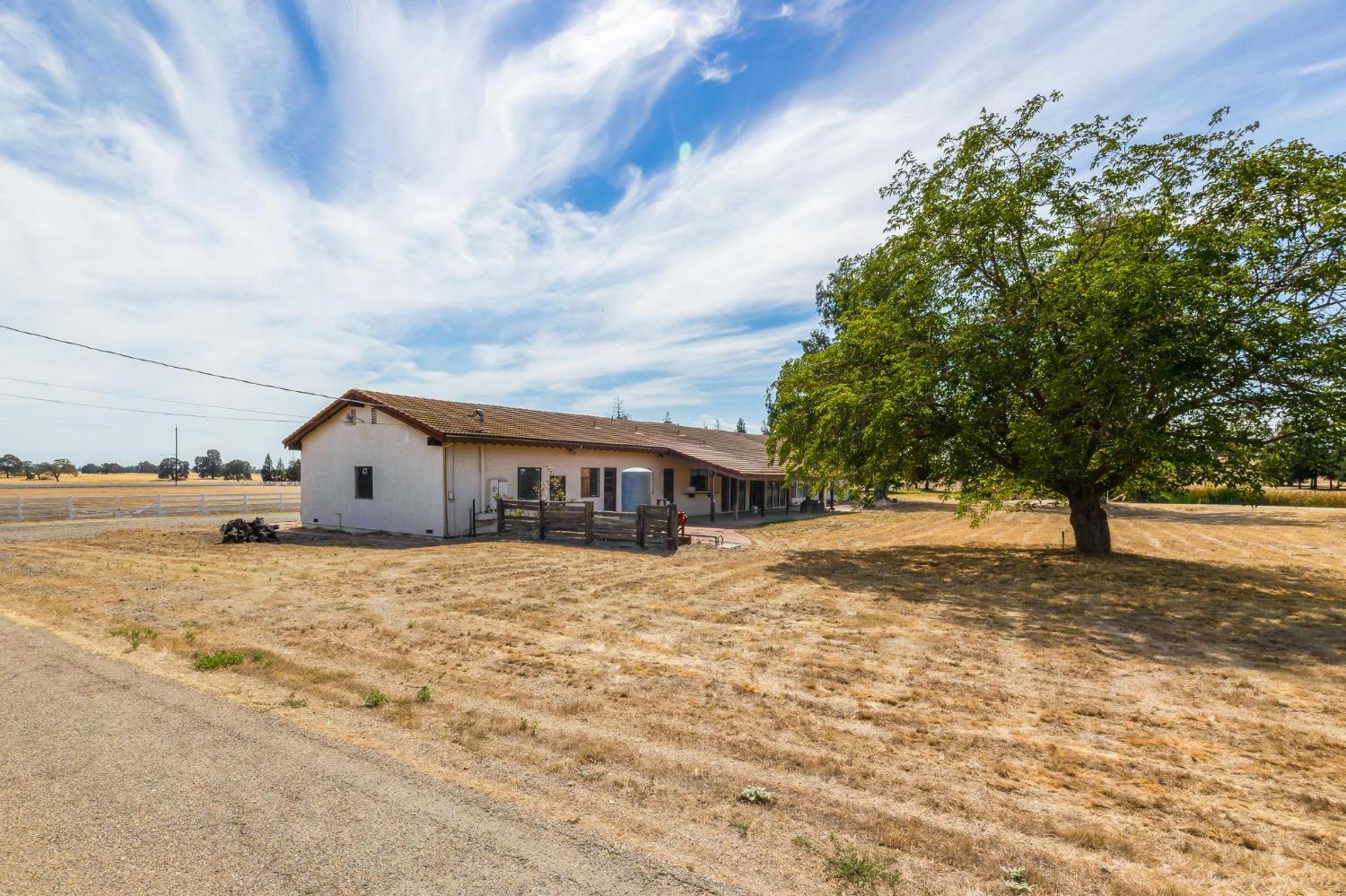 Detail Gallery Image 38 of 47 For 19997 E Liberty Rd, Clements,  CA 95632 - 8 Beds | 6/1 Baths