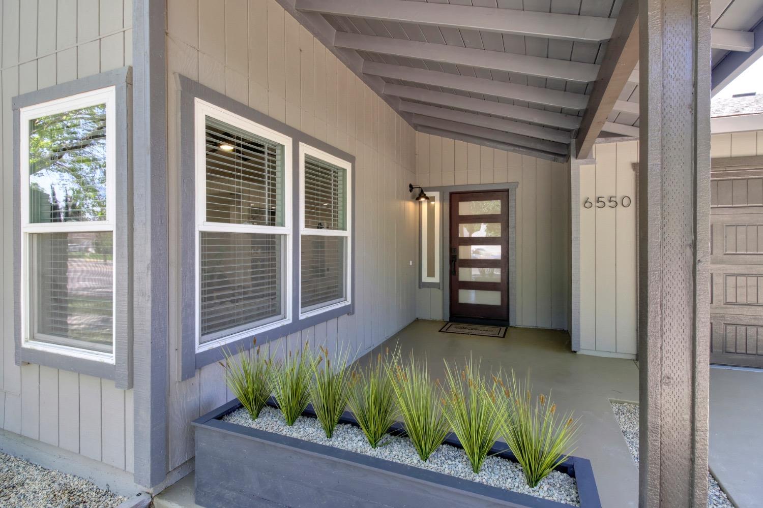 Detail Gallery Image 55 of 59 For 6550 Riverside Blvd, Sacramento,  CA 95831 - 3 Beds | 2 Baths
