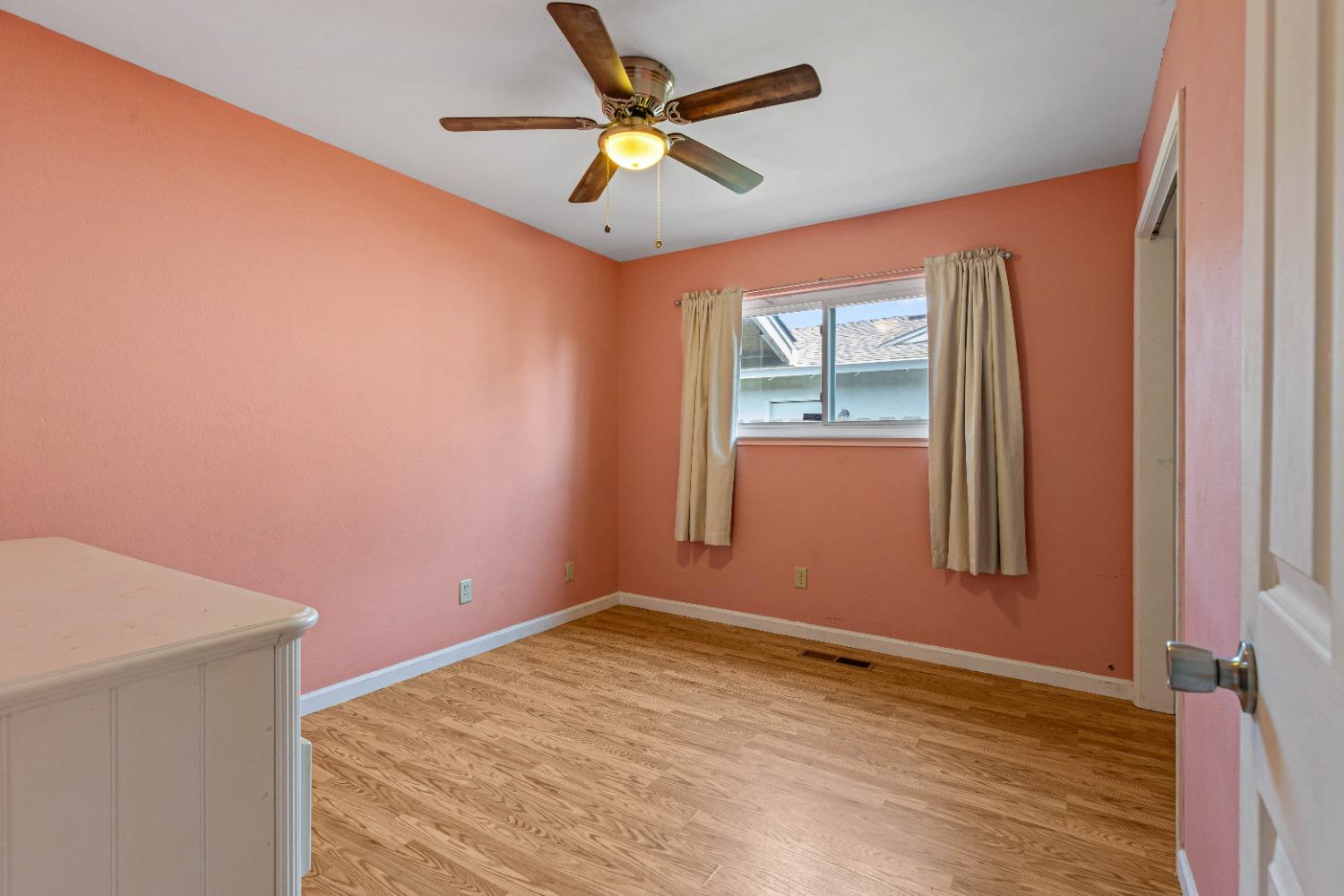 Detail Gallery Image 19 of 41 For 240 Wabash Dr, Turlock,  CA 95382 - 4 Beds | 2 Baths