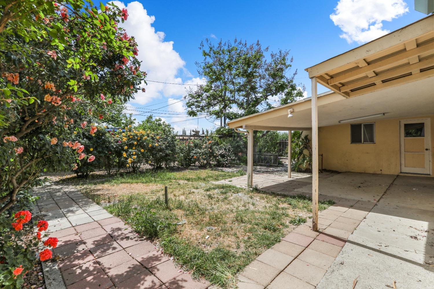 Detail Gallery Image 21 of 24 For 907 Ash Ave, Los Banos,  CA 93635 - 3 Beds | 1/1 Baths