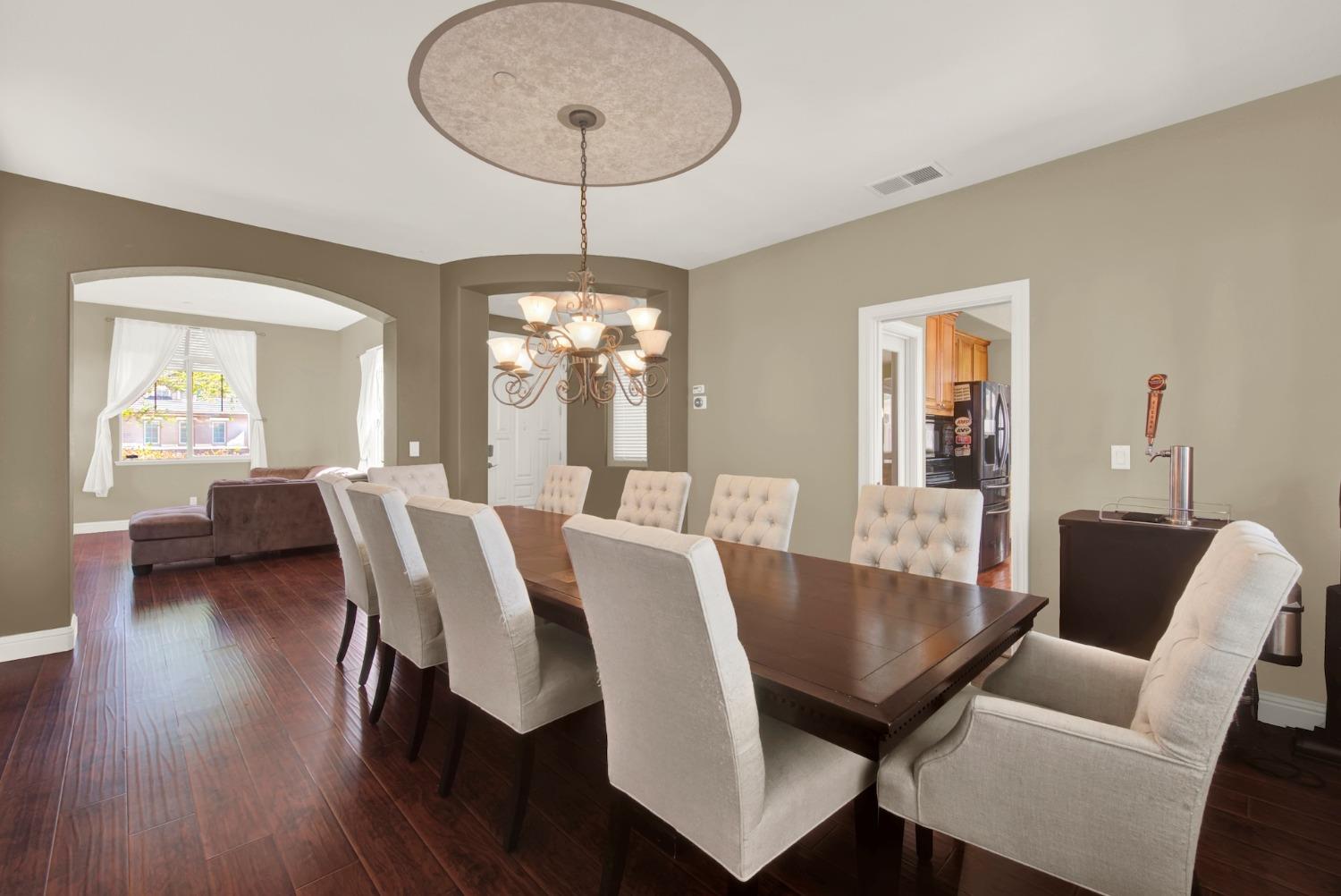 Detail Gallery Image 18 of 82 For 33565 Wildwing Dr, Woodland,  CA 95695 - 4 Beds | 2/1 Baths