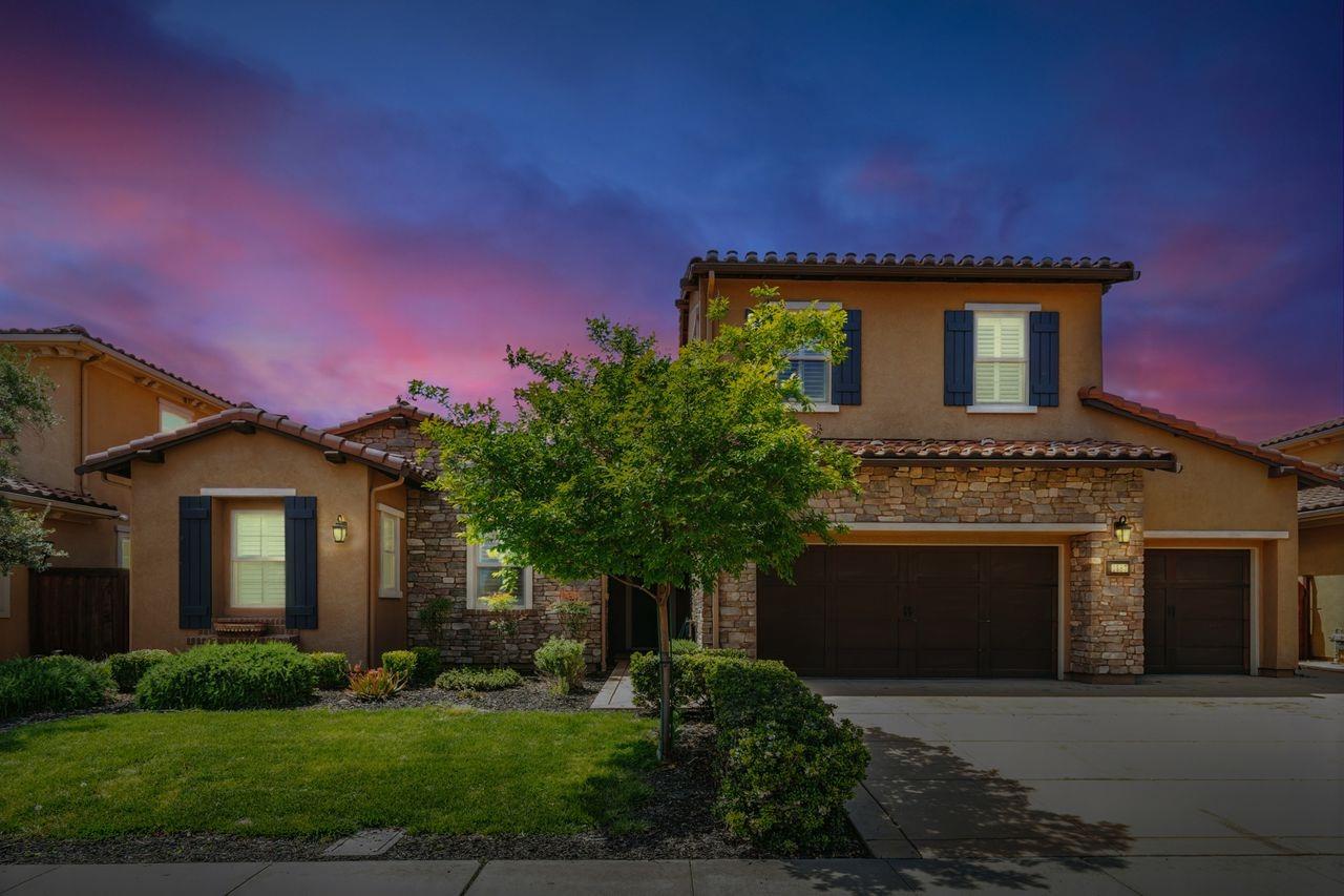 Detail Gallery Image 38 of 41 For 1587 Como Dr, Manteca,  CA 95337 - 3 Beds | 3/1 Baths