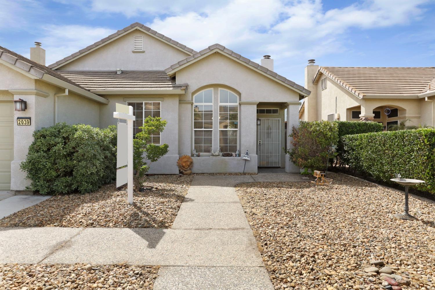 Detail Gallery Image 7 of 40 For 2039 London Ave, Manteca,  CA 95336 - 4 Beds | 2 Baths