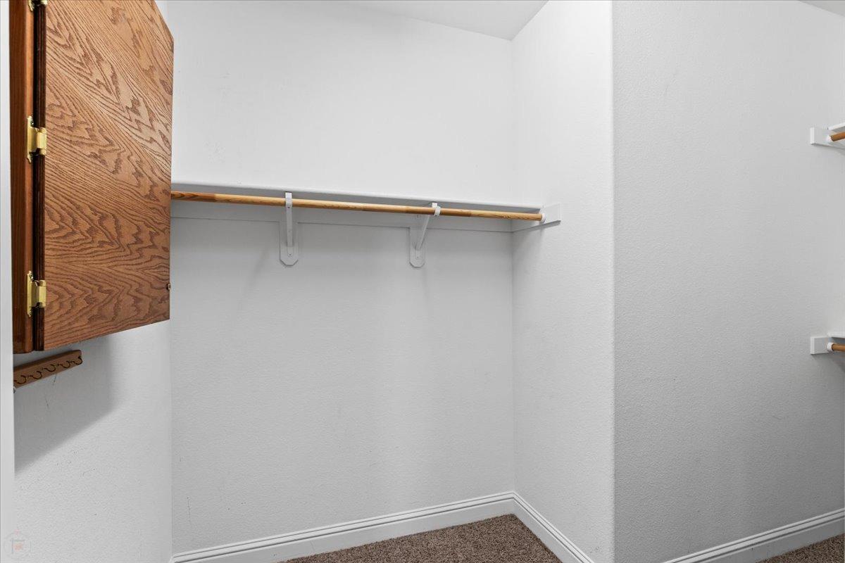 Detail Gallery Image 51 of 86 For 2060 Tarpan Way #22,  Oakdale,  CA 95361 - 4 Beds | 2/1 Baths
