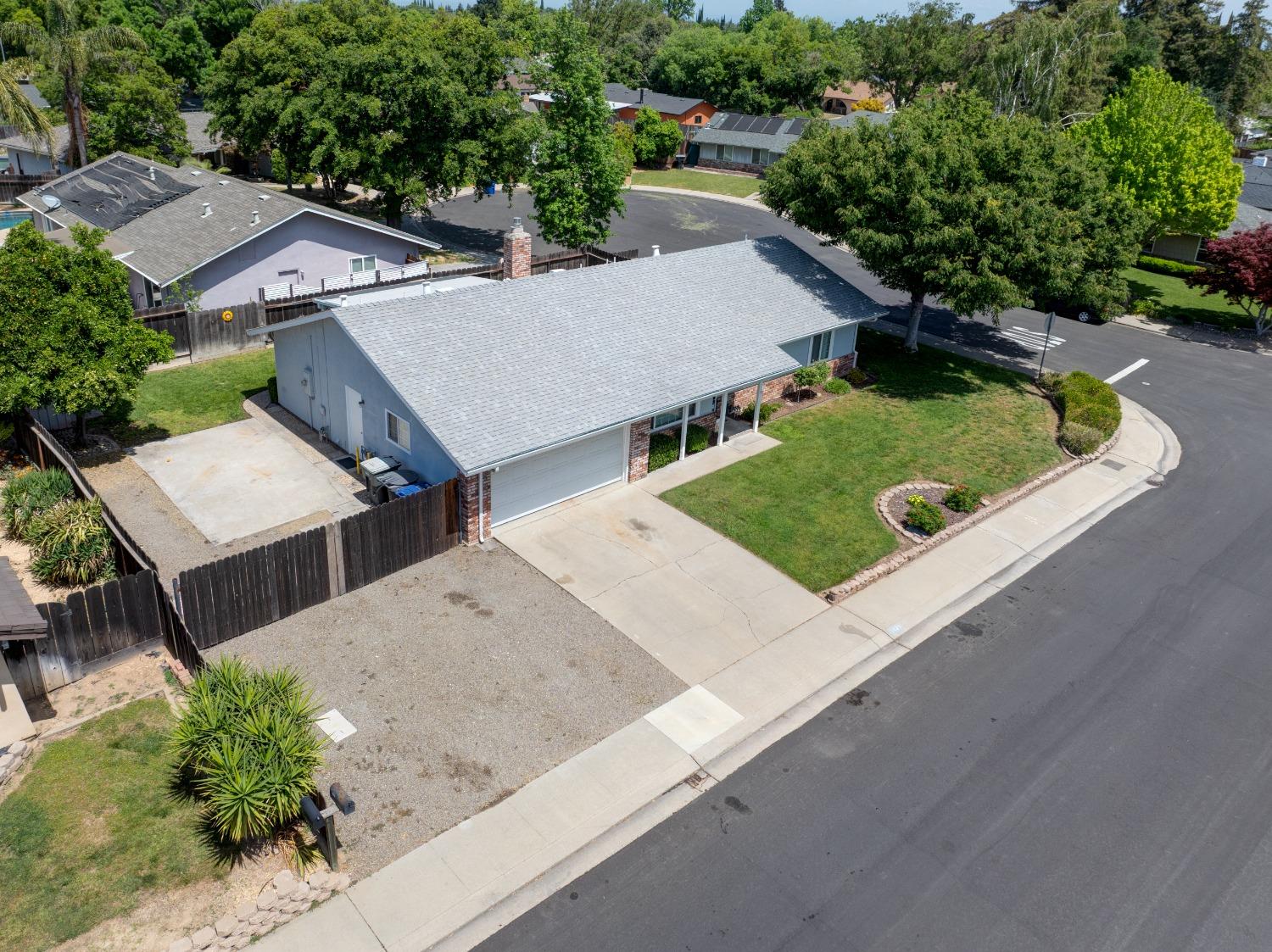 Darlene Lane, Modesto, California image 4
