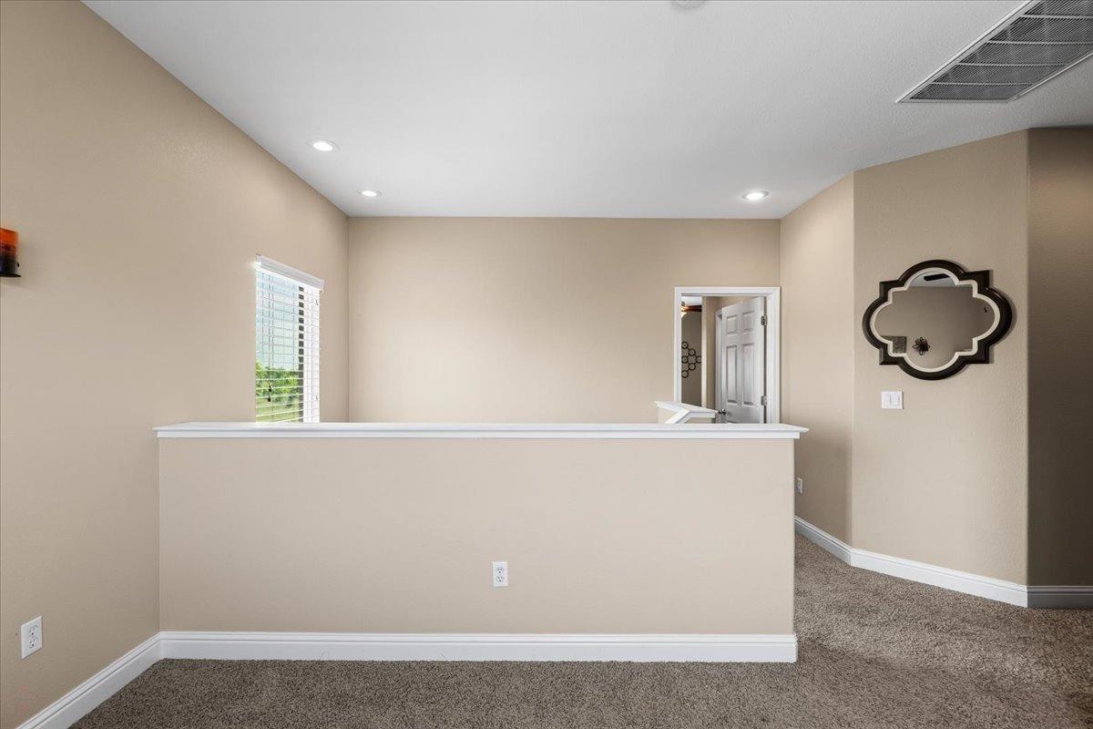 Detail Gallery Image 41 of 86 For 2060 Tarpan Way #22,  Oakdale,  CA 95361 - 4 Beds | 2/1 Baths