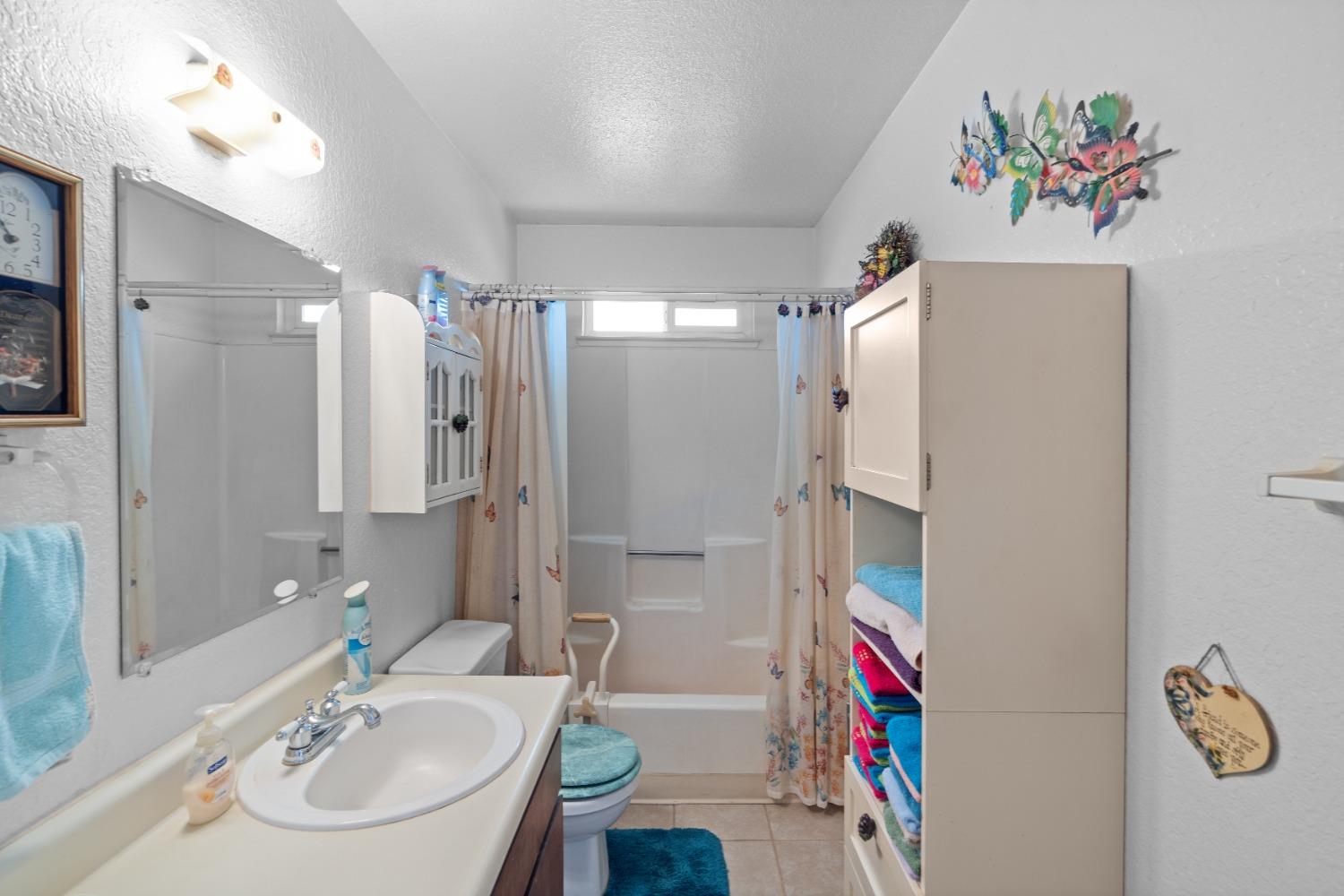 Detail Gallery Image 51 of 65 For 7166 Tokay Cir, Winton,  CA 95388 - 3 Beds | 2 Baths