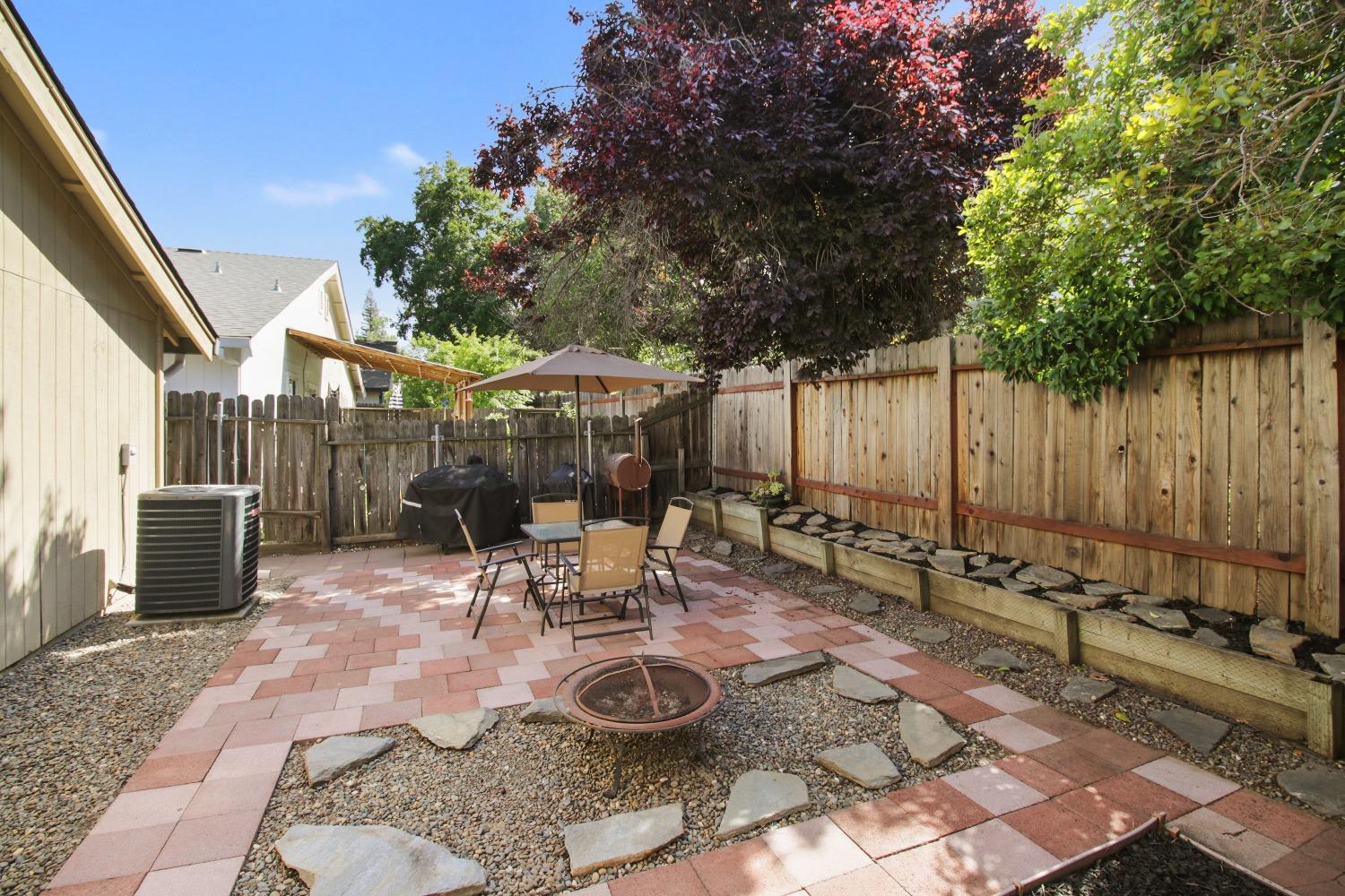 Shera Lane, Carmichael, California image 29