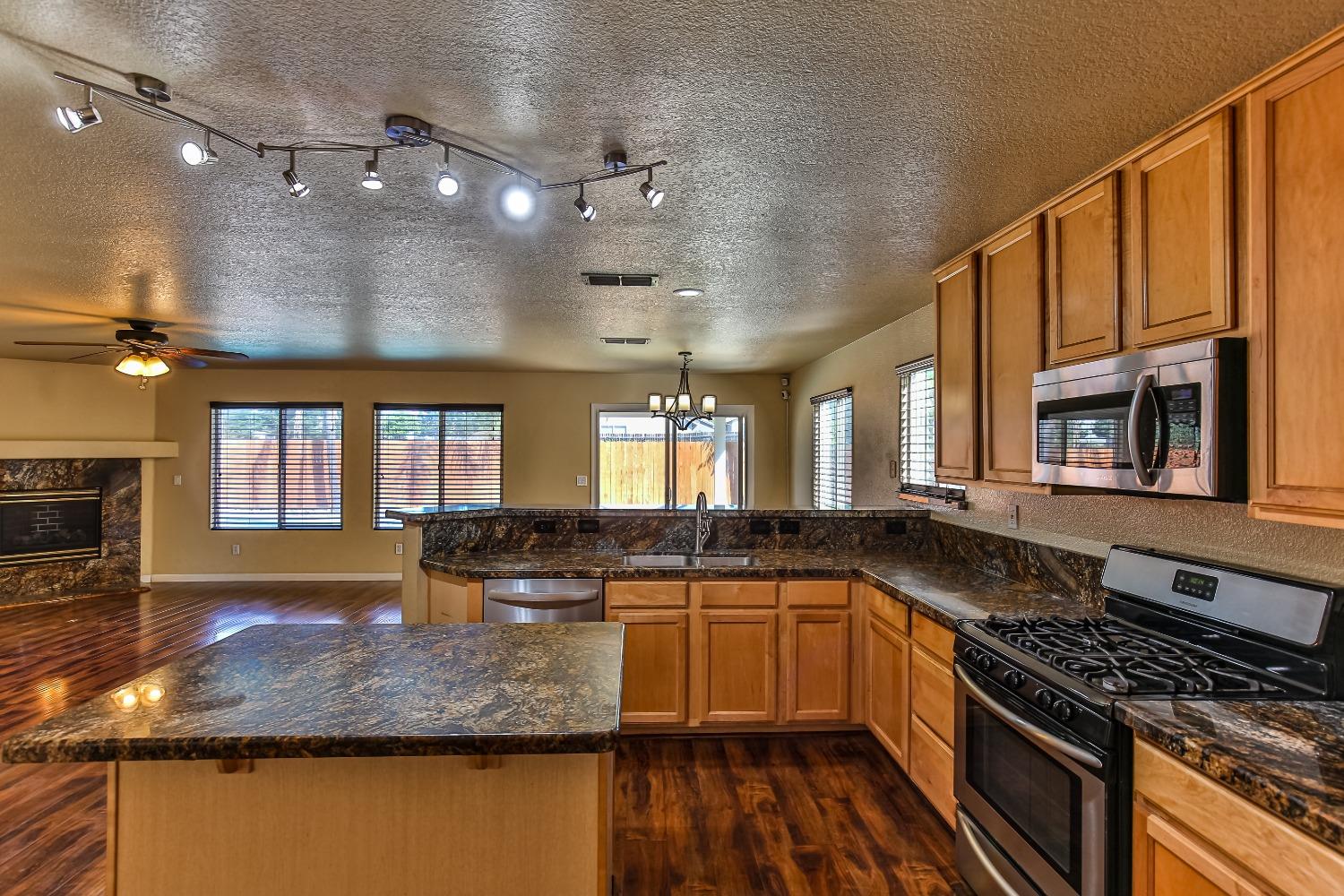 Avocet Way, Lincoln, California image 17