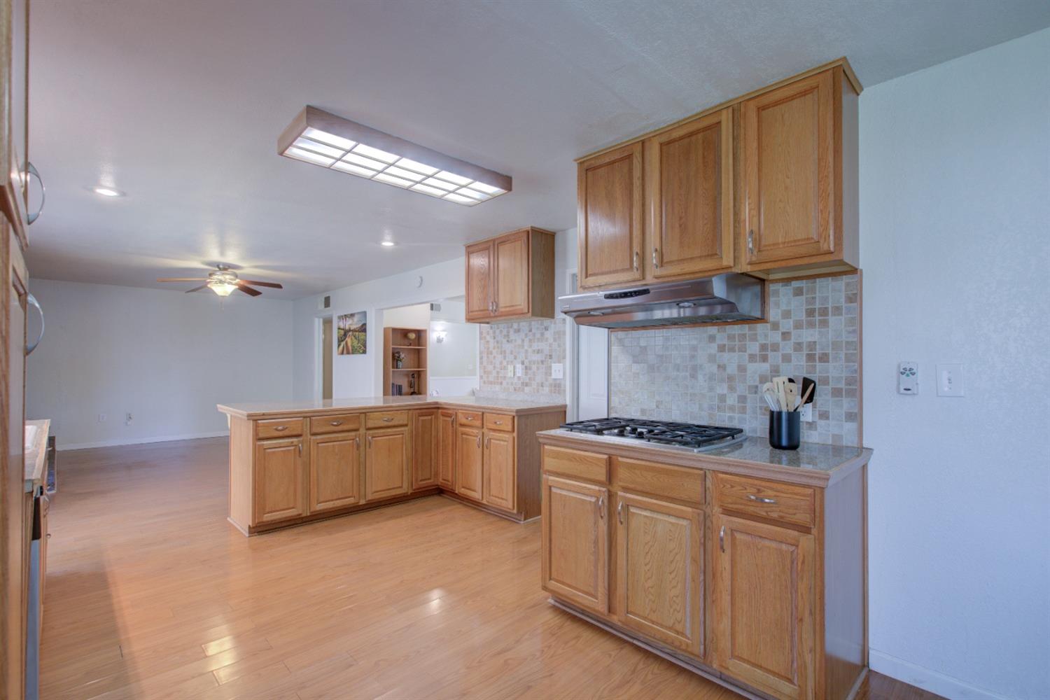 Darlene Lane, Modesto, California image 22