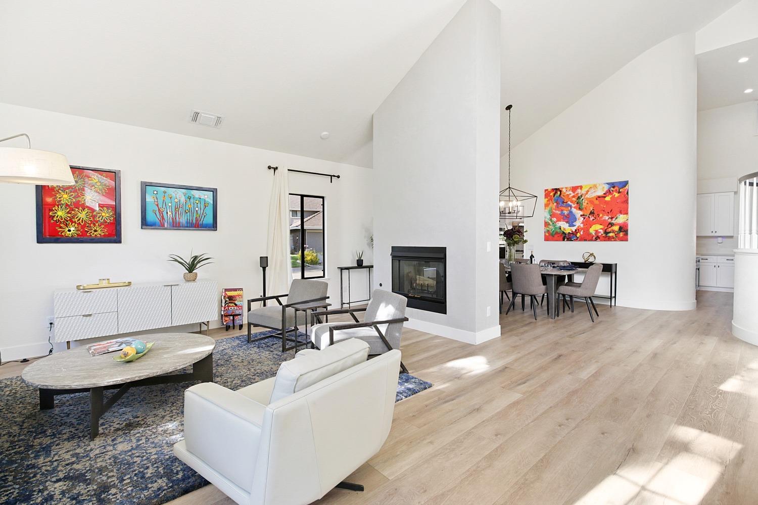 Detail Gallery Image 11 of 53 For 2121 Campton Cir, Gold River,  CA 95670 - 4 Beds | 3 Baths