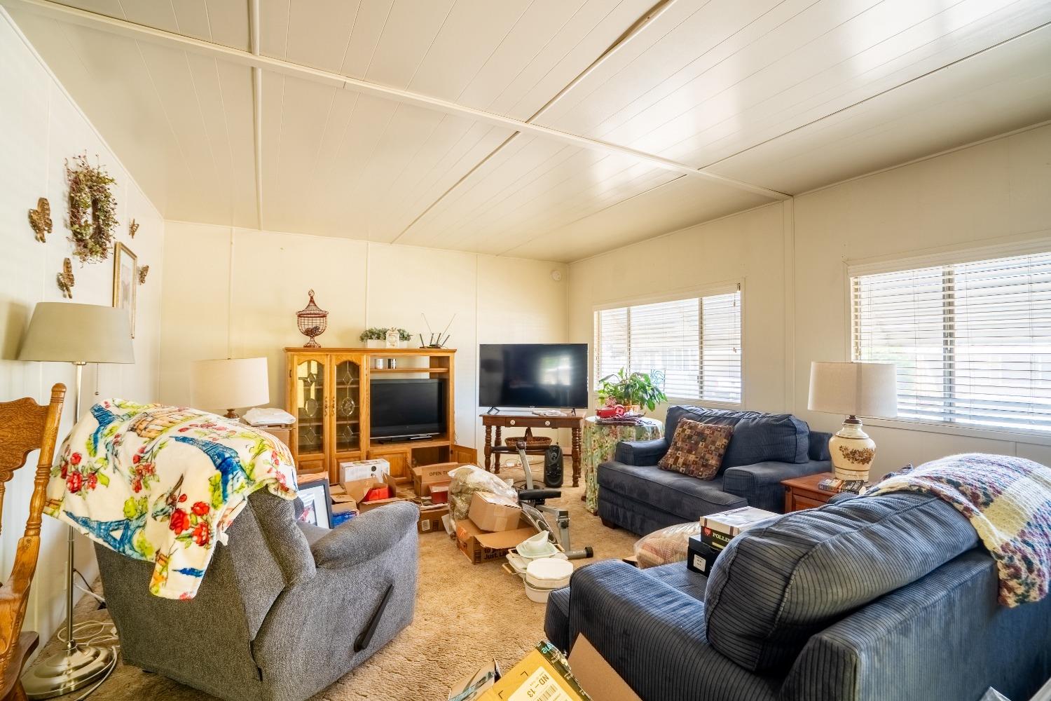 Detail Gallery Image 4 of 13 For 2307 Oakdale Road 32, Modesto,  CA 95355 - 2 Beds | 2 Baths