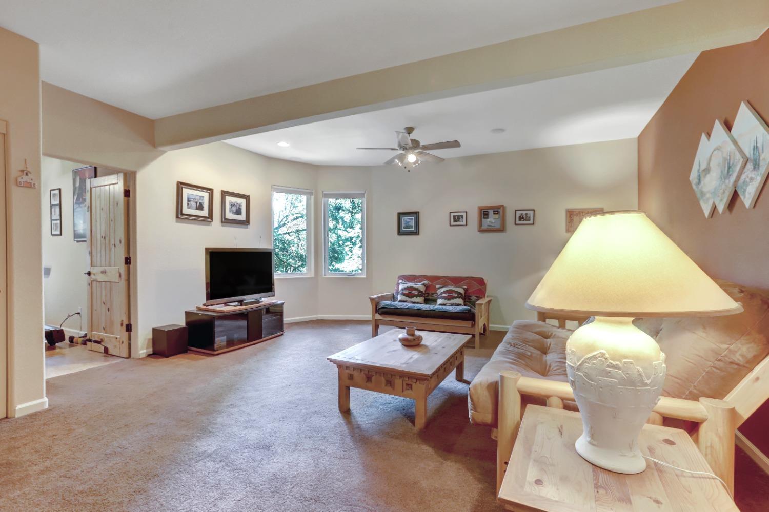 Detail Gallery Image 57 of 98 For 10450 S Ponderosa Way, Rough And Ready,  CA 95975 - 4 Beds | 3/1 Baths