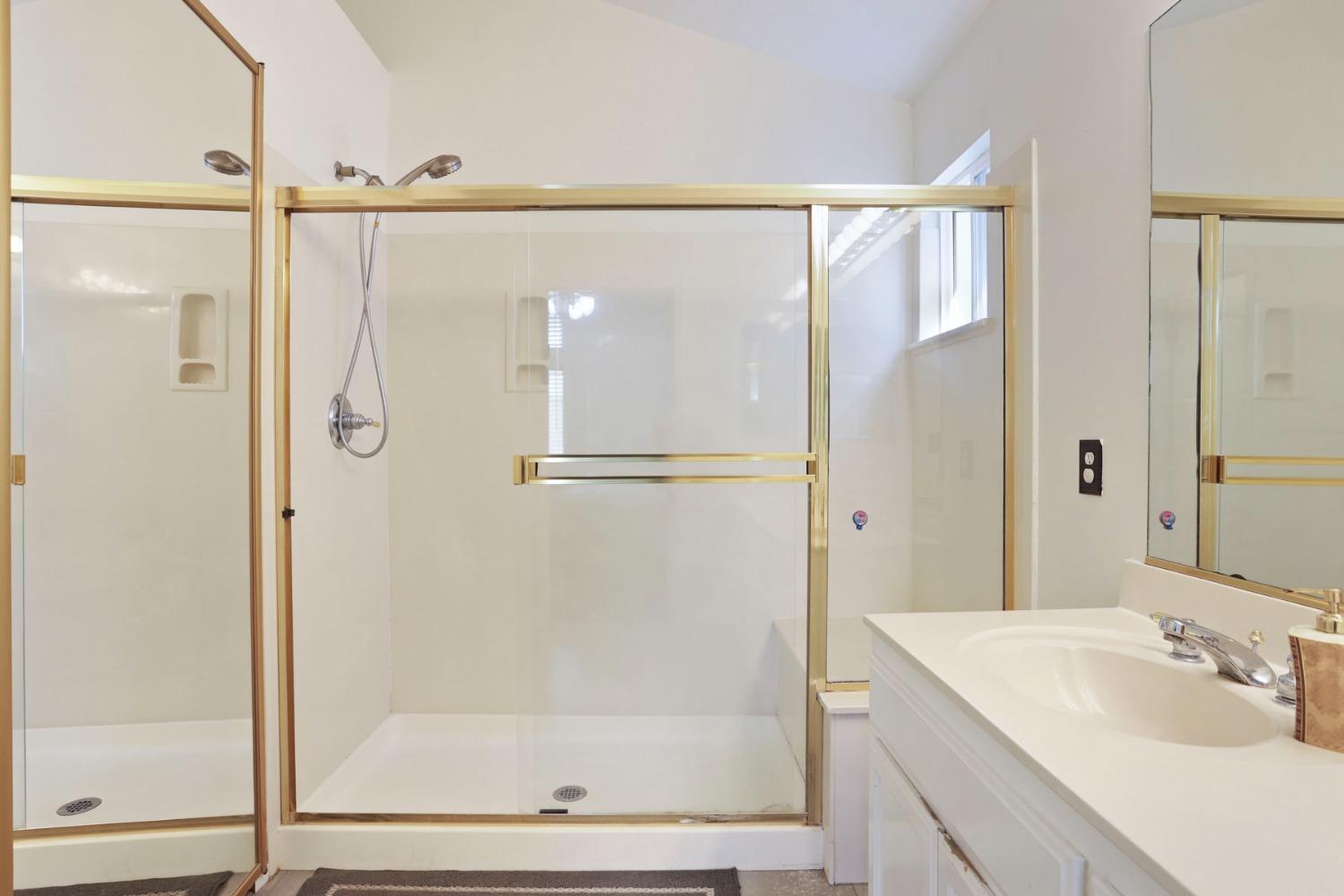 Detail Gallery Image 32 of 40 For 2039 London Ave, Manteca,  CA 95336 - 4 Beds | 2 Baths