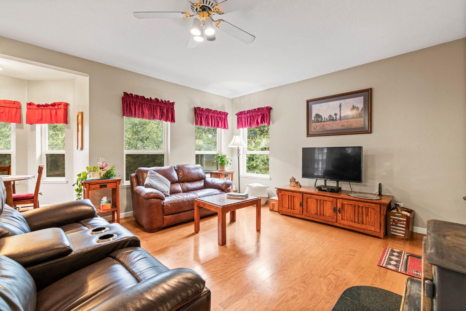 Detail Gallery Image 38 of 90 For 6432 Happy Valley Rd, Somerset,  CA 95684 - 4 Beds | 2/1 Baths