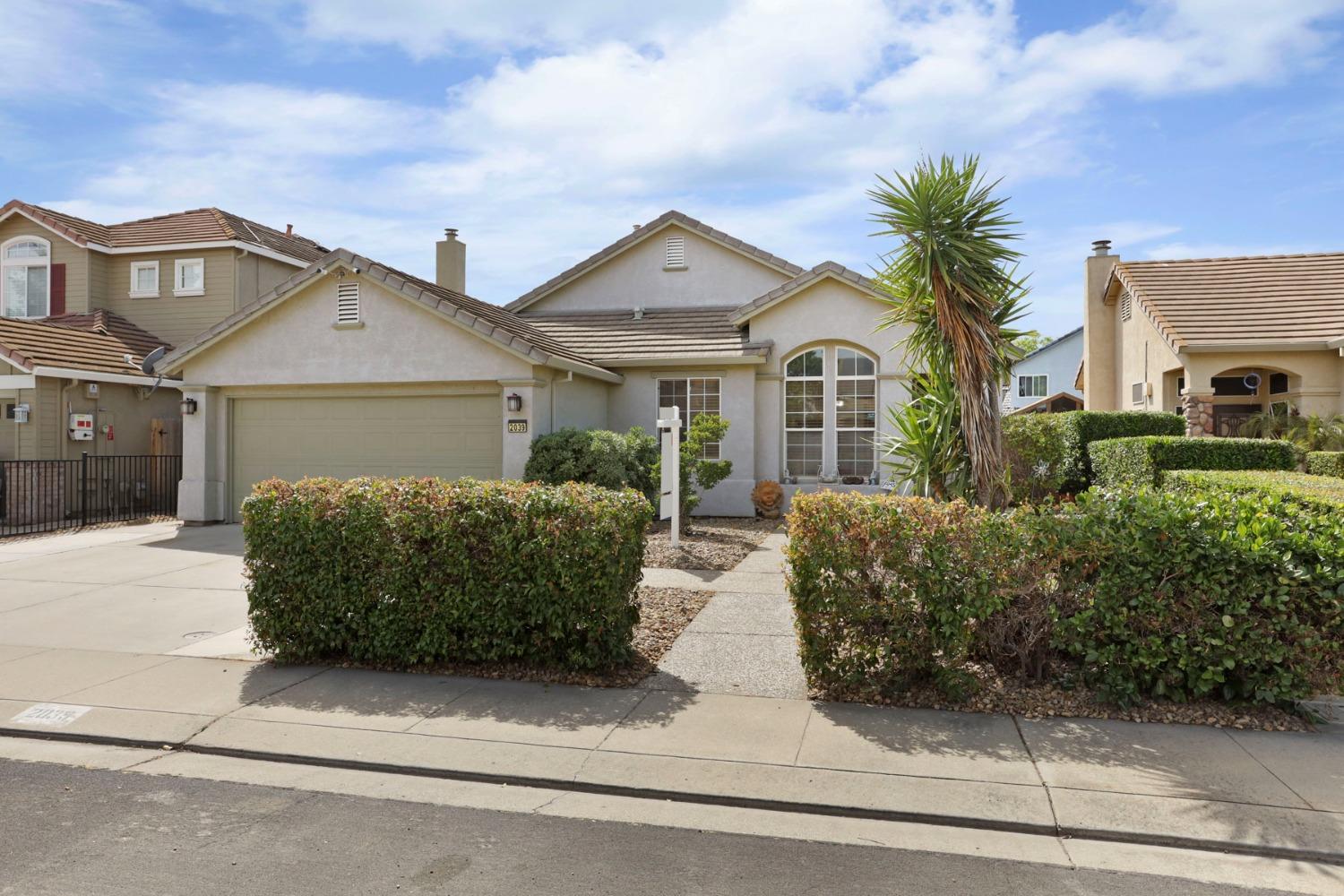 Detail Gallery Image 5 of 40 For 2039 London Ave, Manteca,  CA 95336 - 4 Beds | 2 Baths