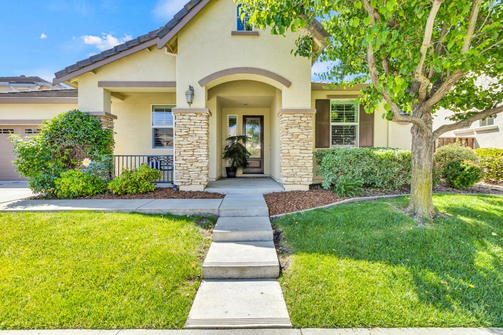 Detail Gallery Image 5 of 82 For 2312 Foster Ct, Woodland,  CA 95776 - 3 Beds | 2/1 Baths