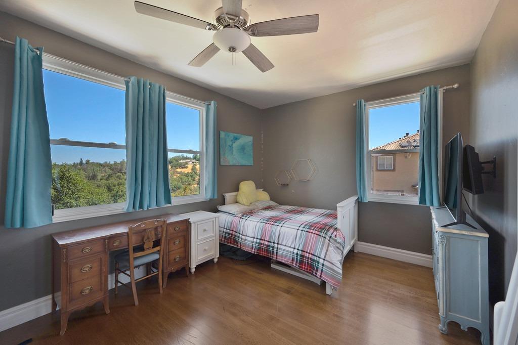 Detail Gallery Image 29 of 37 For 3327 Bordeaux Dr, El Dorado Hills,  CA 95762 - 5 Beds | 3/1 Baths