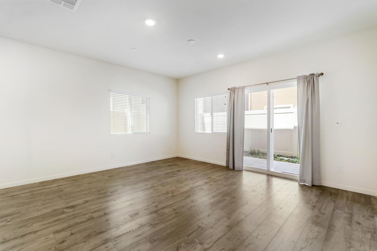 Plato Way, Rancho Cordova, California image 8
