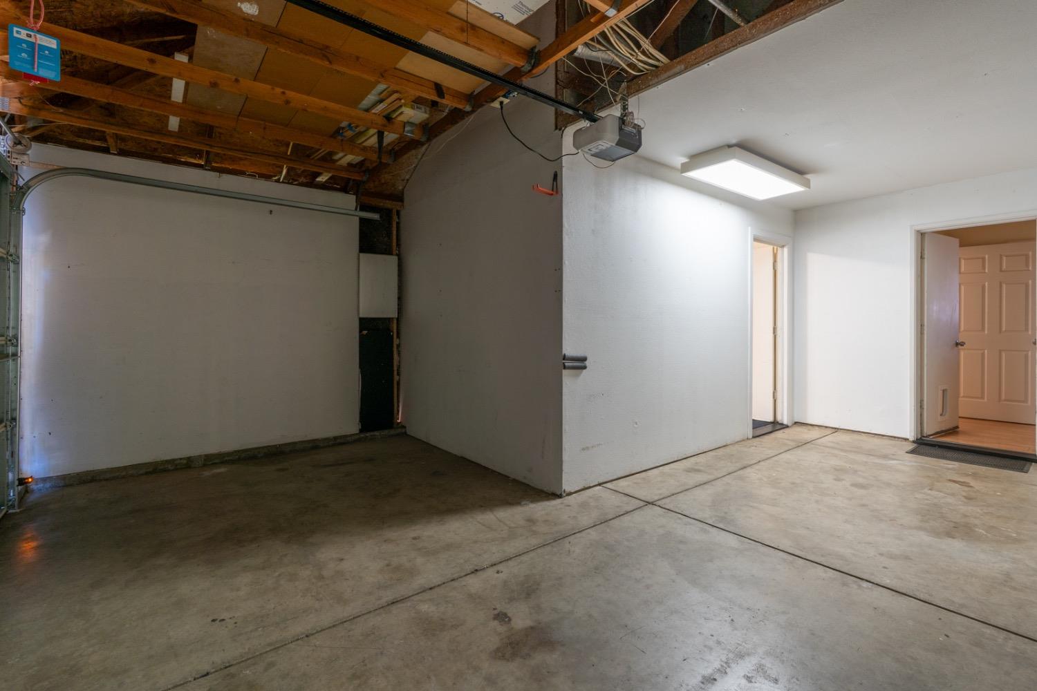 Detail Gallery Image 36 of 40 For 1613 Pomona St, Los Banos,  CA 93635 - 3 Beds | 2 Baths