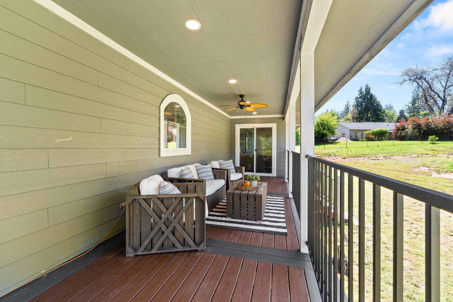 Detail Gallery Image 32 of 47 For 4046 Empire Creek Cir, Georgetown,  CA 95634 - 3 Beds | 2 Baths