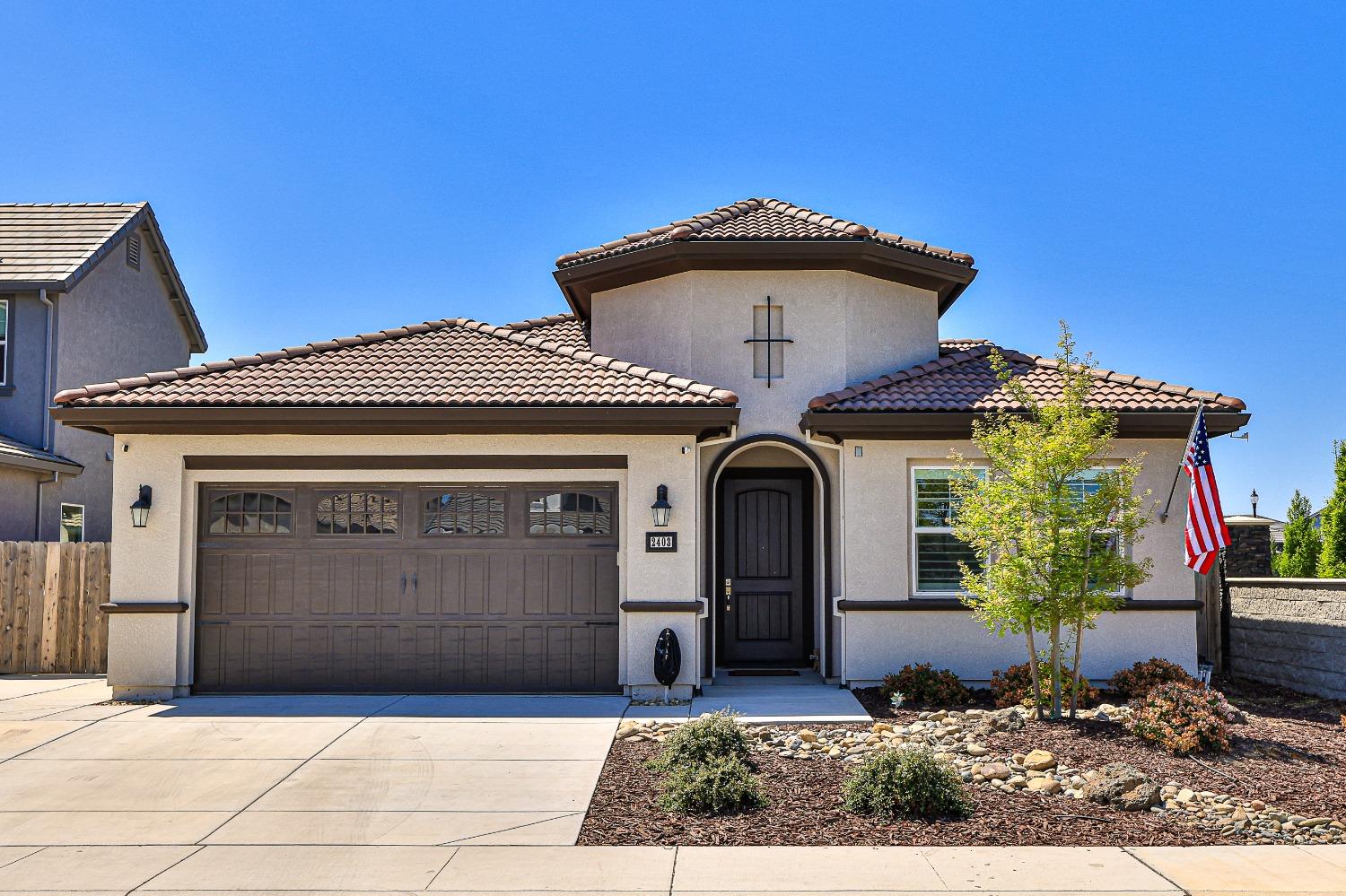 Detail Gallery Image 1 of 52 For 2403 Tribeca Ave, Manteca,  CA 95337 - 3 Beds | 3 Baths
