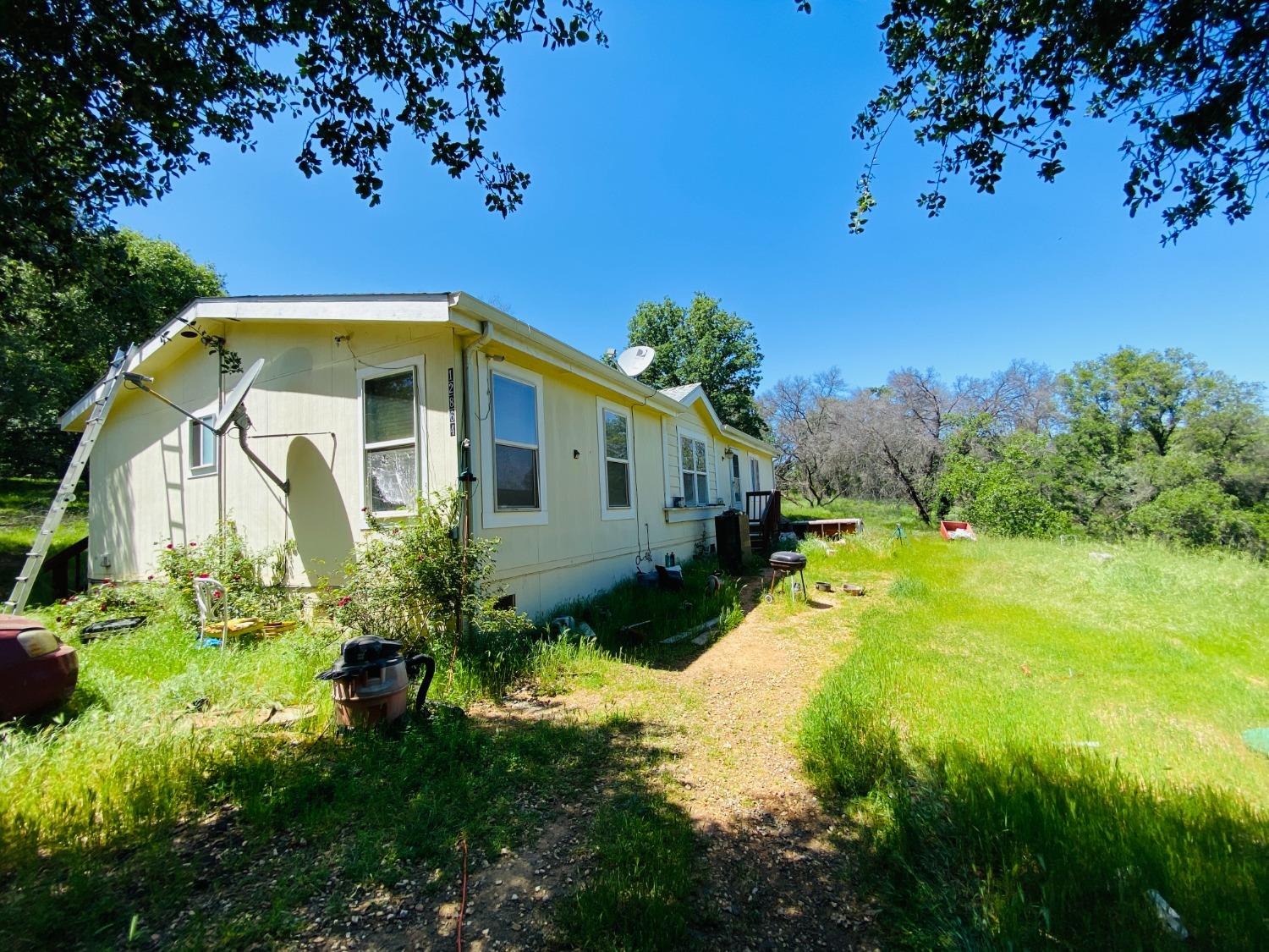 Marcos Lane, Marysville, California image 5