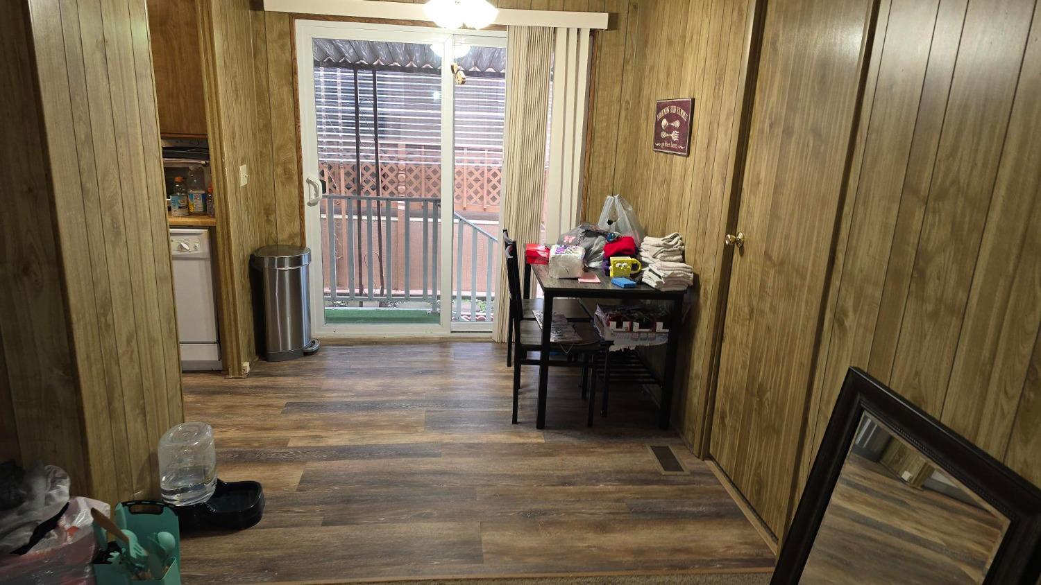 Detail Gallery Image 2 of 20 For 150 Pestana Ave 21, Manteca,  CA 95633 - 2 Beds | 1/1 Baths