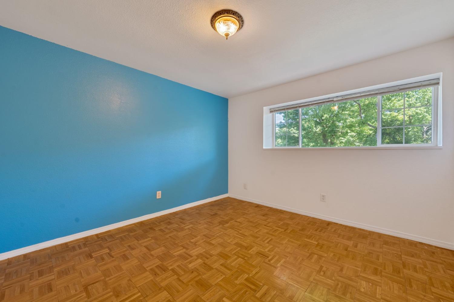 Photo #20: 225040460 Listing: Photo #20