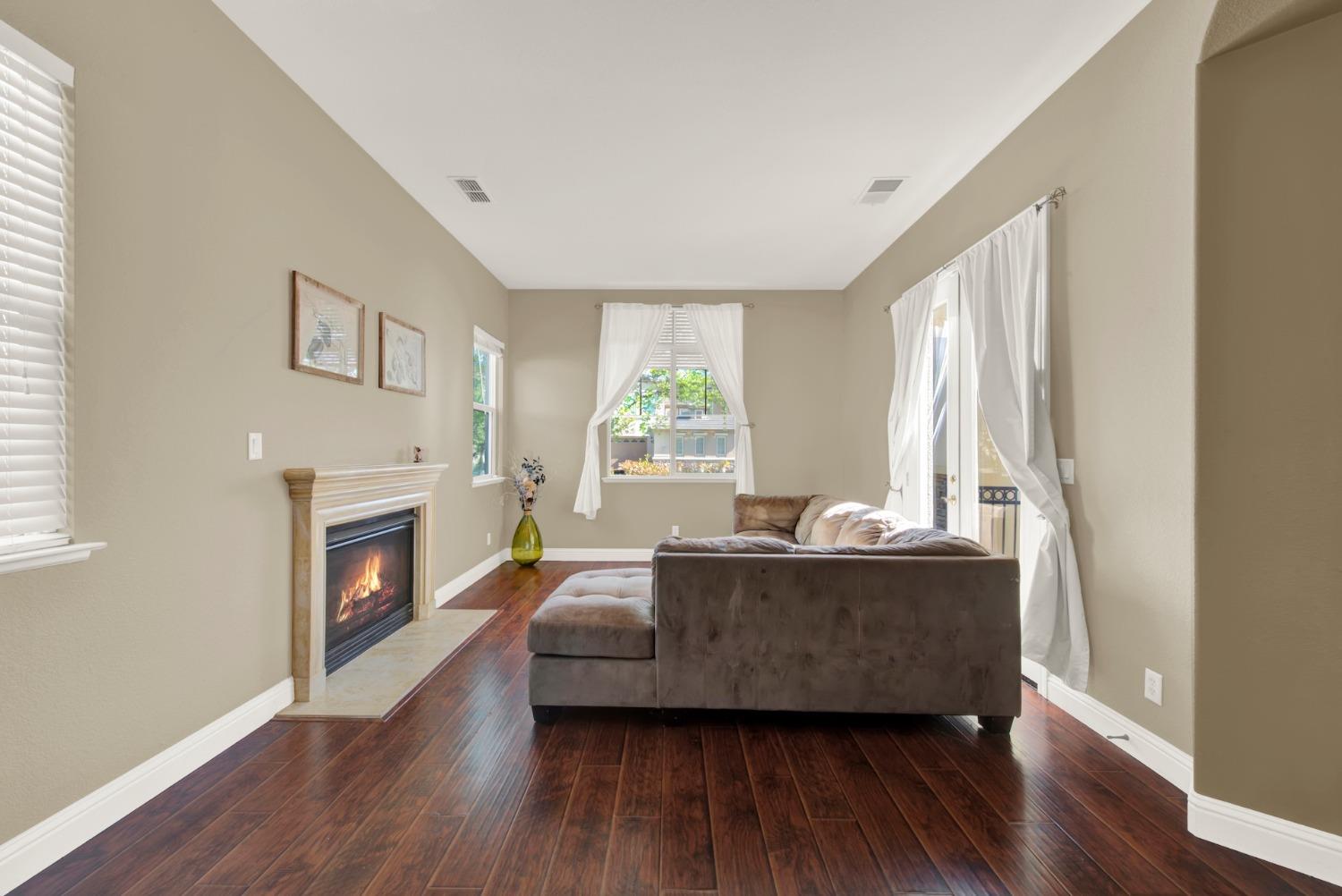 Detail Gallery Image 15 of 82 For 33565 Wildwing Dr, Woodland,  CA 95695 - 4 Beds | 2/1 Baths