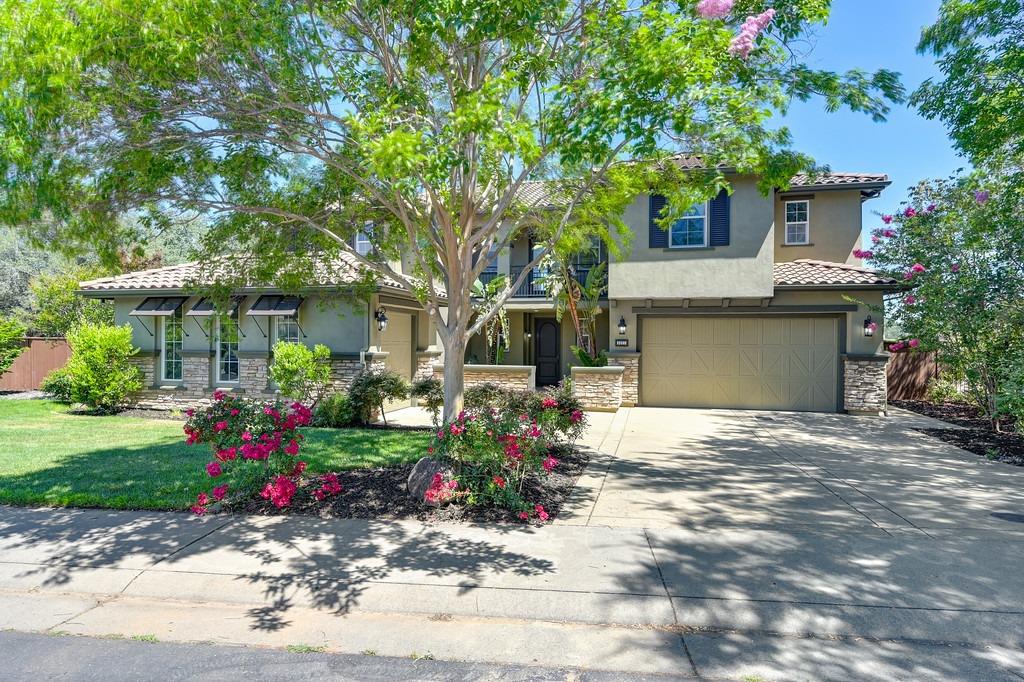 Detail Gallery Image 2 of 37 For 3327 Bordeaux Dr, El Dorado Hills,  CA 95762 - 5 Beds | 3/1 Baths