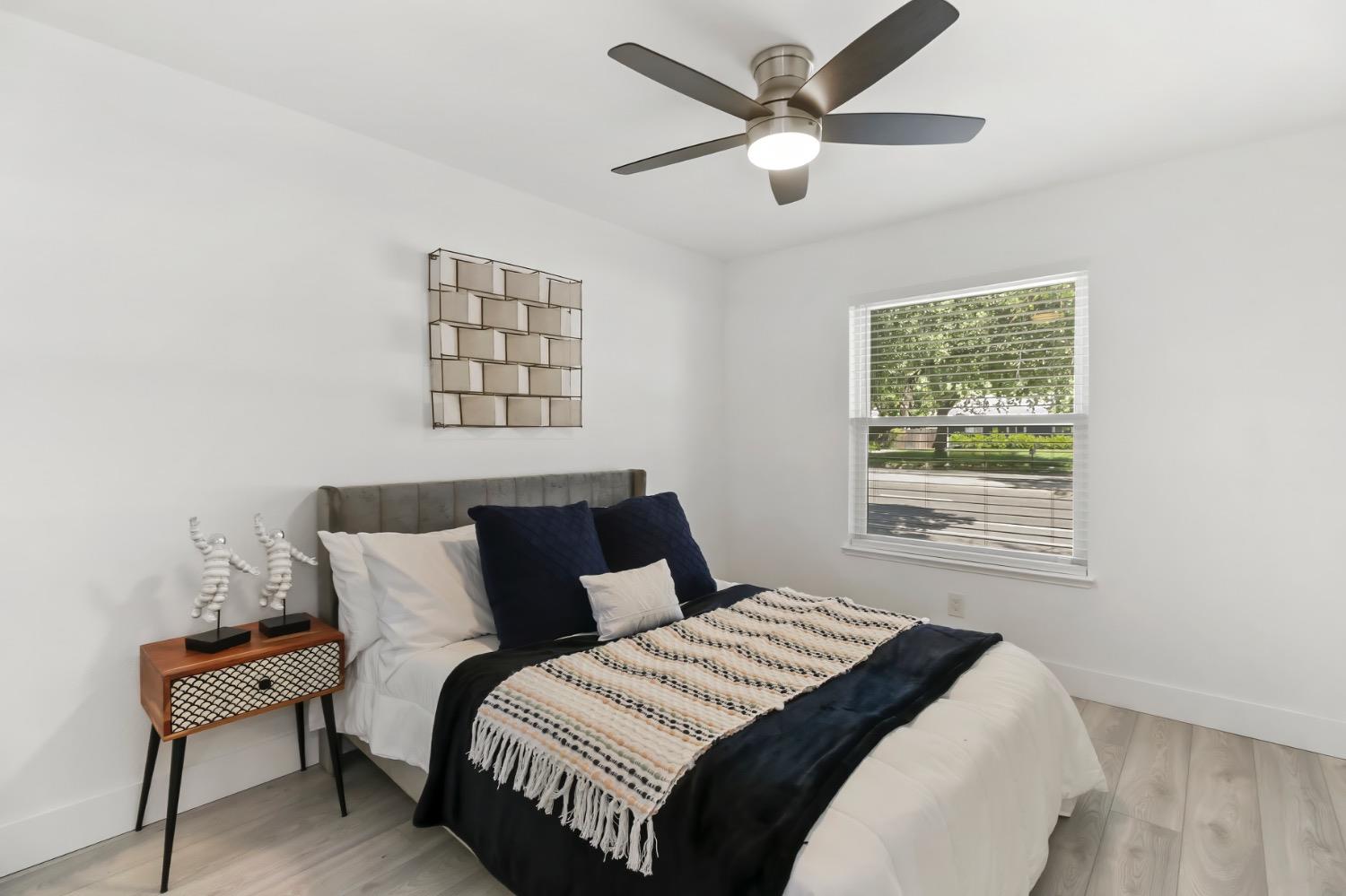 Detail Gallery Image 39 of 59 For 6550 Riverside Blvd, Sacramento,  CA 95831 - 3 Beds | 2 Baths