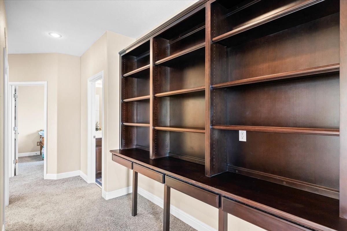 Detail Gallery Image 52 of 86 For 2060 Tarpan Way #22,  Oakdale,  CA 95361 - 4 Beds | 2/1 Baths