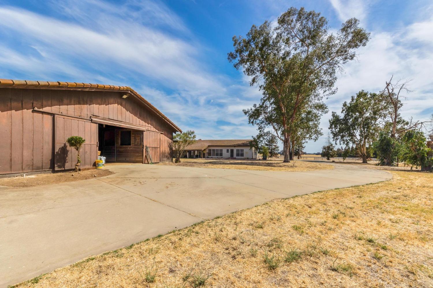 Detail Gallery Image 41 of 47 For 19997 E Liberty Rd, Clements,  CA 95632 - 8 Beds | 6/1 Baths