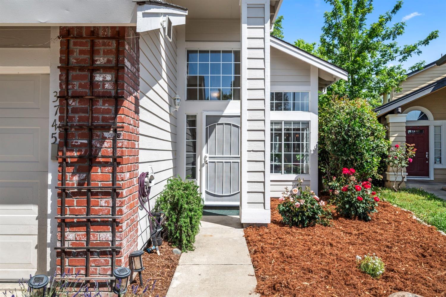 Detail Gallery Image 4 of 40 For 3745 Stone Walk Ct, Antelope,  CA 95843 - 4 Beds | 3 Baths