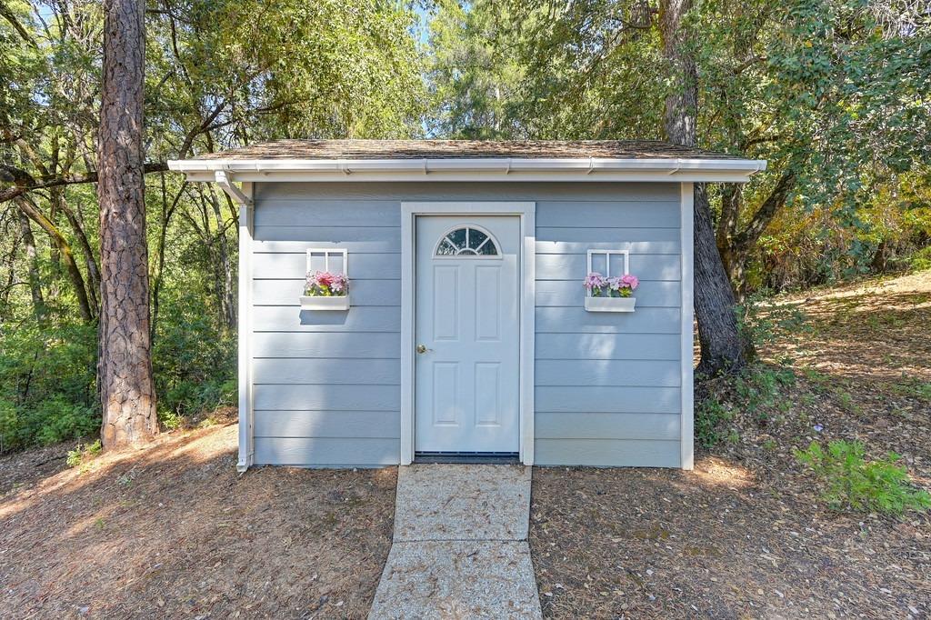 Detail Gallery Image 4 of 78 For 12210 Irish Ct, Jackson,  CA 95642 - 4 Beds | 2/1 Baths
