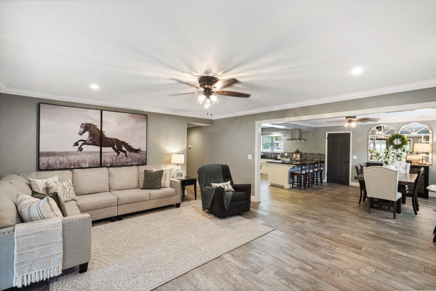 Detail Gallery Image 15 of 33 For 216 S 6th St, Patterson,  CA 95363 - 3 Beds | 2 Baths